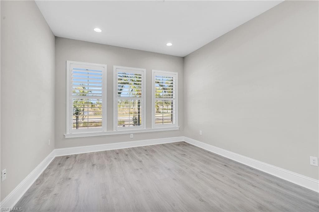 8750 Calypso Ct, Naples, FL 34112-19
