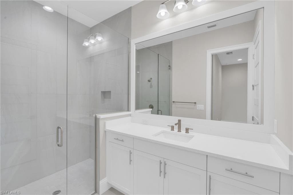 8750 Calypso Ct, Naples, FL 34112-24
