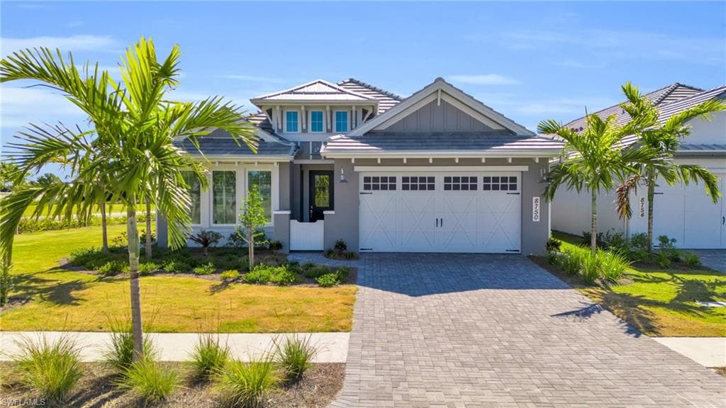 8750 Calypso Ct, Naples, FL 34112-2