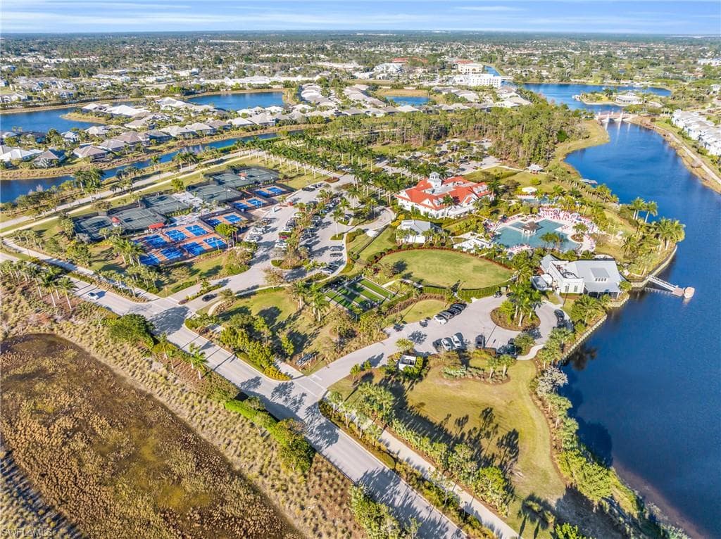 8750 Calypso Ct, Naples, FL 34112-40