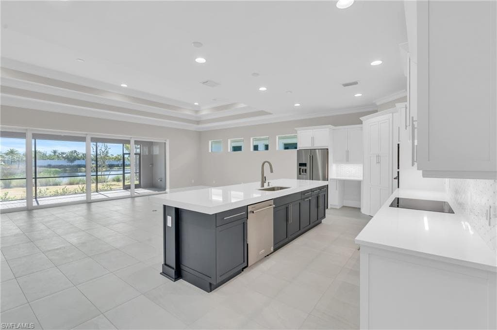 8750 Calypso Ct, Naples, FL 34112-5