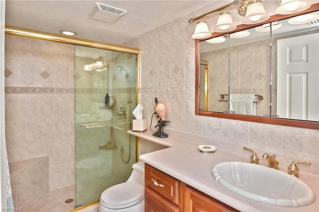 1100 9th St S C102, Naples, FL 34102-12