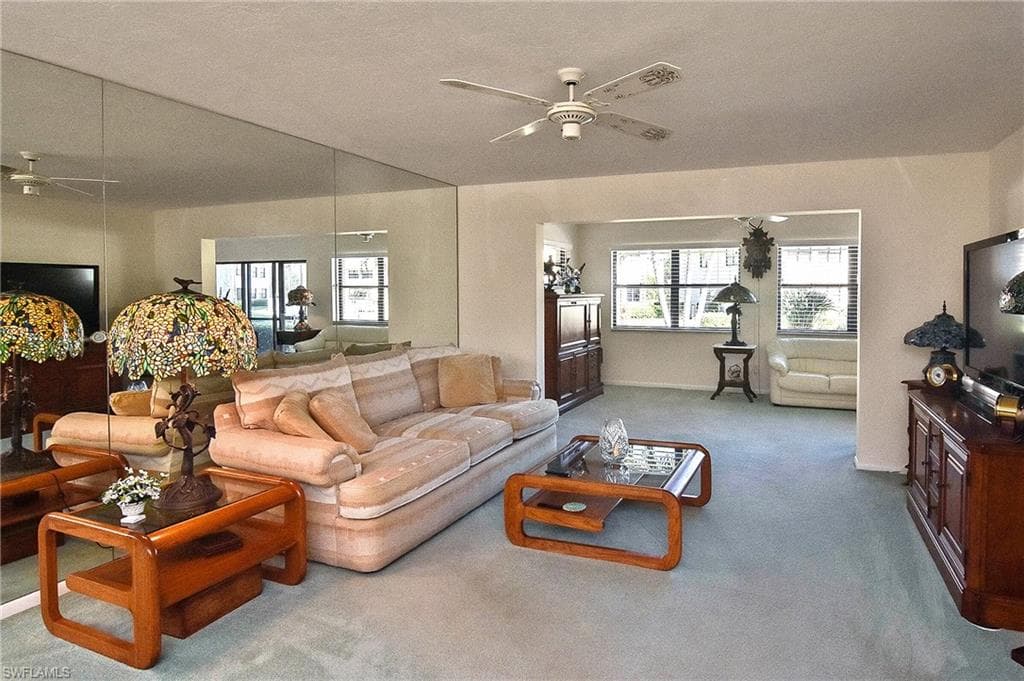 1100 9th St S C102, Naples, FL 34102-19