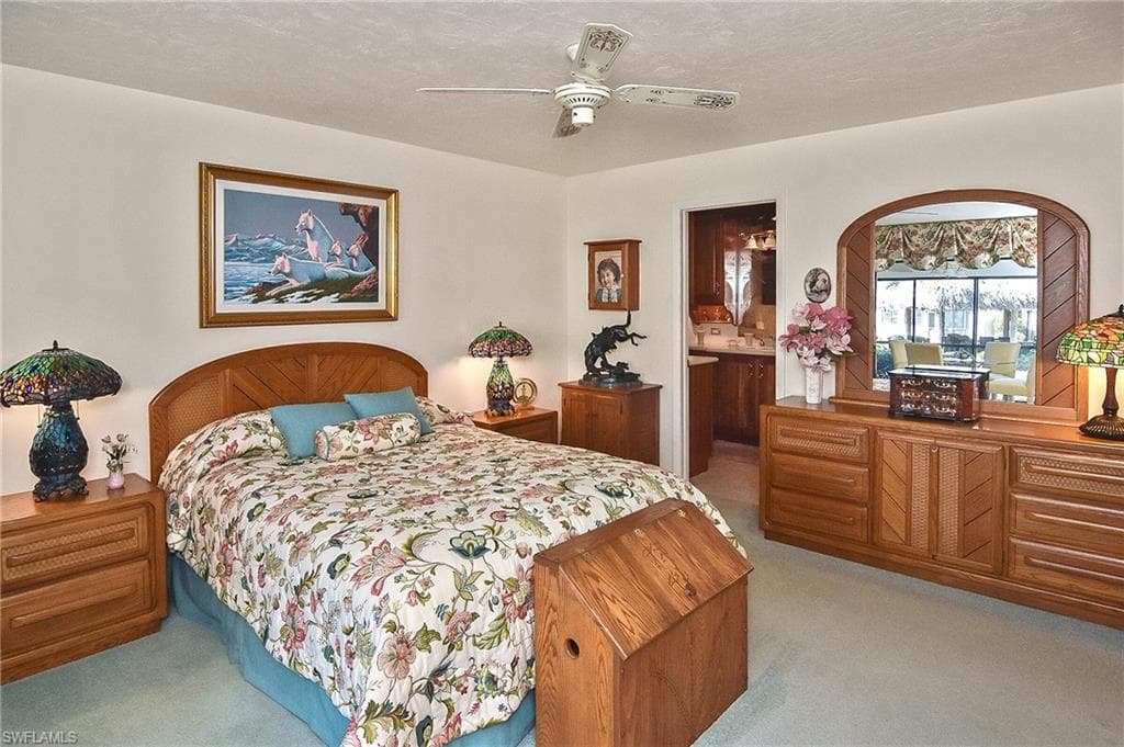 1100 9th St S C102, Naples, FL 34102-22