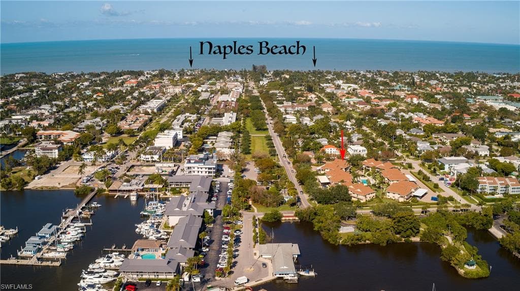 1100 9th St S C102, Naples, FL 34102-2