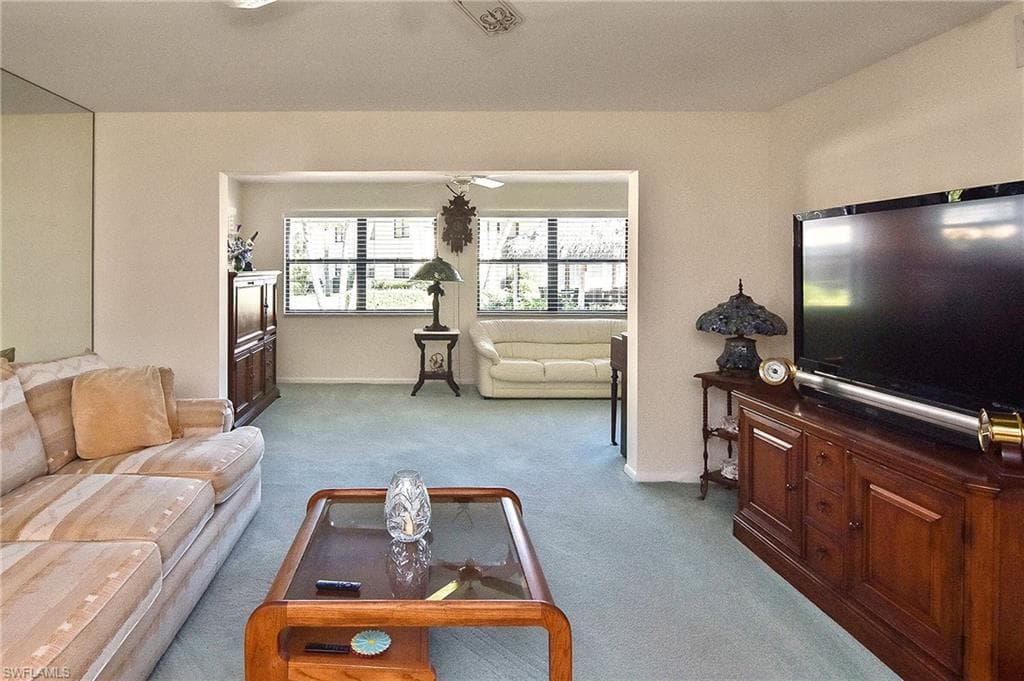 1100 9th St S C102, Naples, FL 34102-30