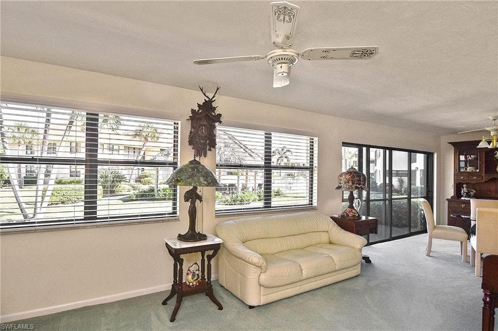 1100 9th St S C102, Naples, FL 34102-31