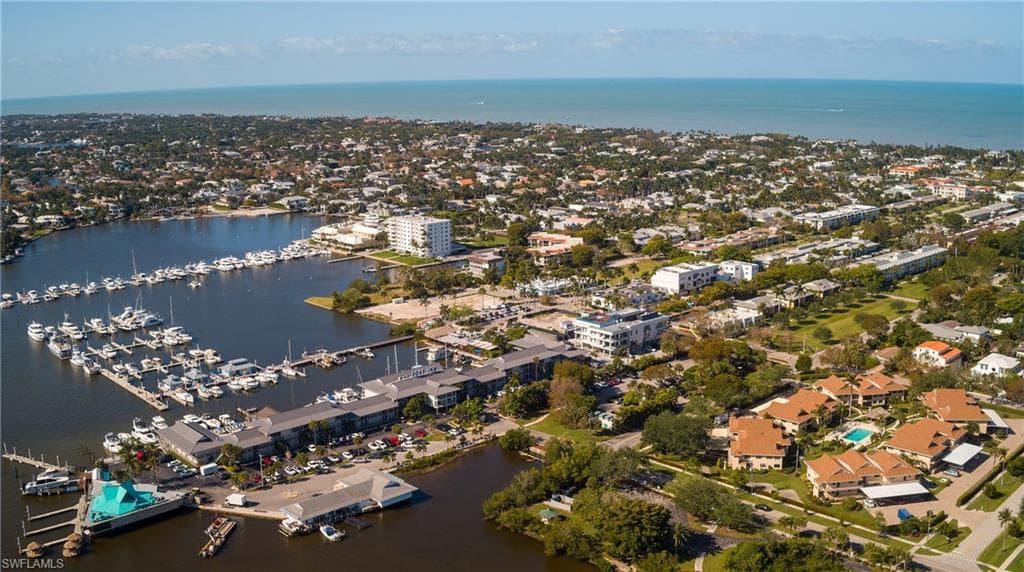 1100 9th St S C102, Naples, FL 34102-45