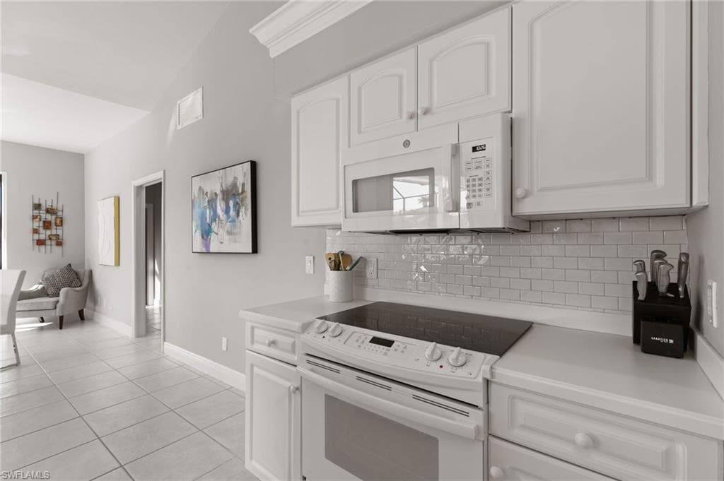 1111 Abbeville Ct, Marco Island, FL 34145-13