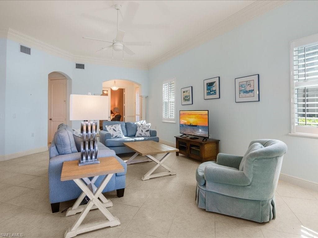 1498 Borghese Ln 101, Naples, FL 34114-10