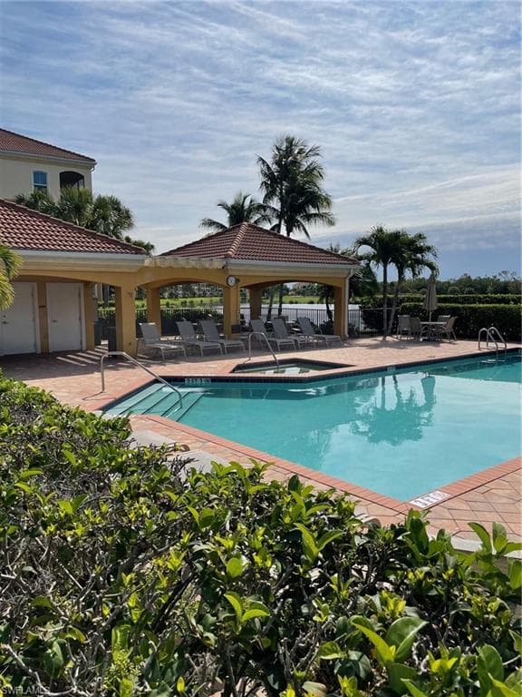 1498 Borghese Ln 101, Naples, FL 34114-28