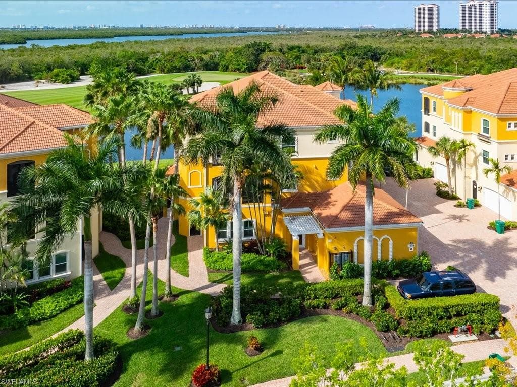 1498 Borghese Ln 101, Naples, FL 34114-3