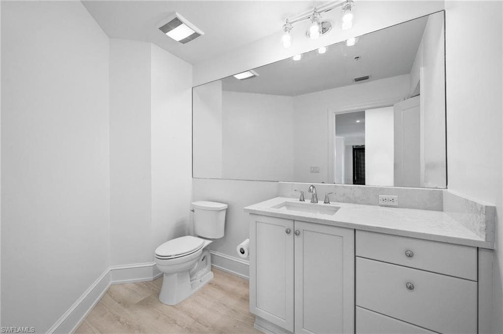 9123 Strada Pl 7316, Naples, FL 34108-24