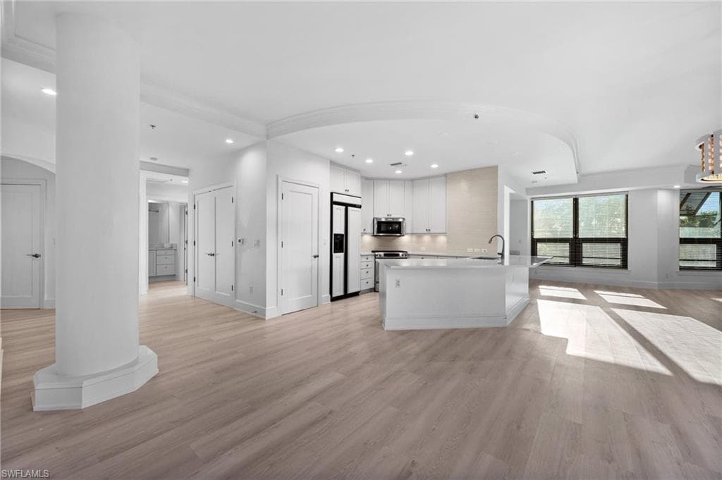 9123 Strada Pl 7316, Naples, FL 34108-4