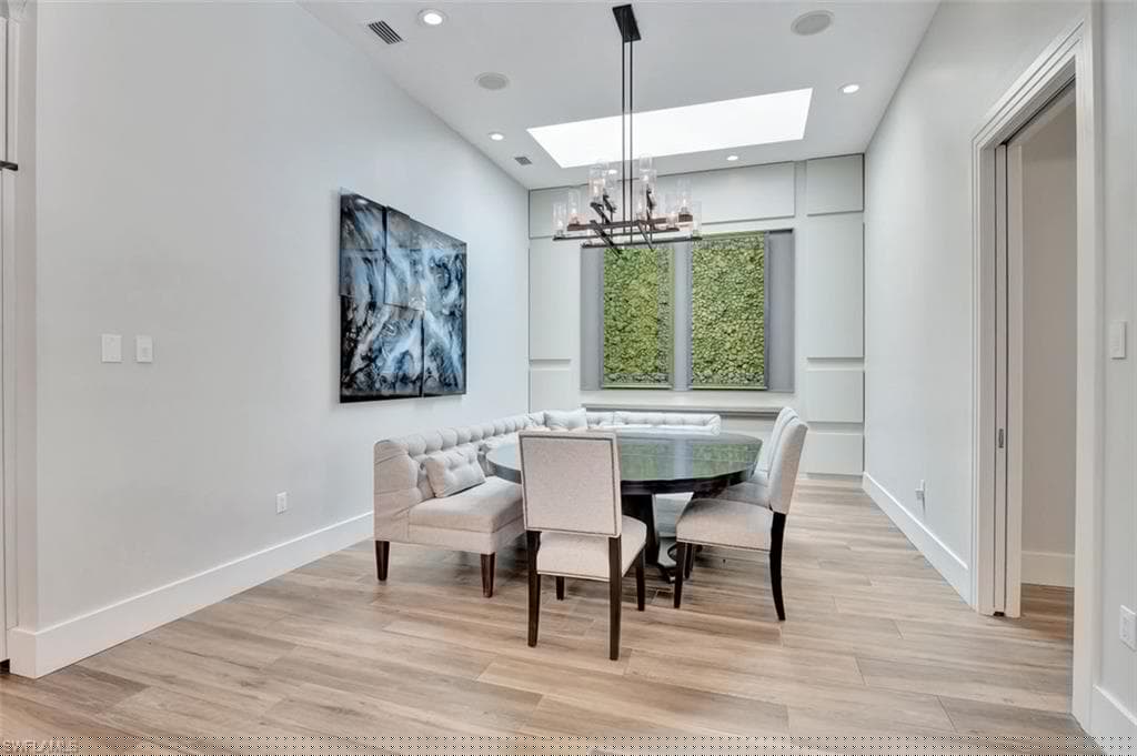 656 Hickory Rd, Naples, FL 34108-13