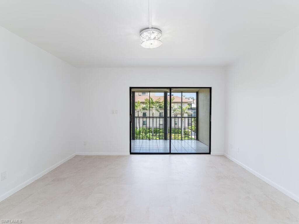 961 Swallow Ave 301b, Marco Island, FL 34145-11