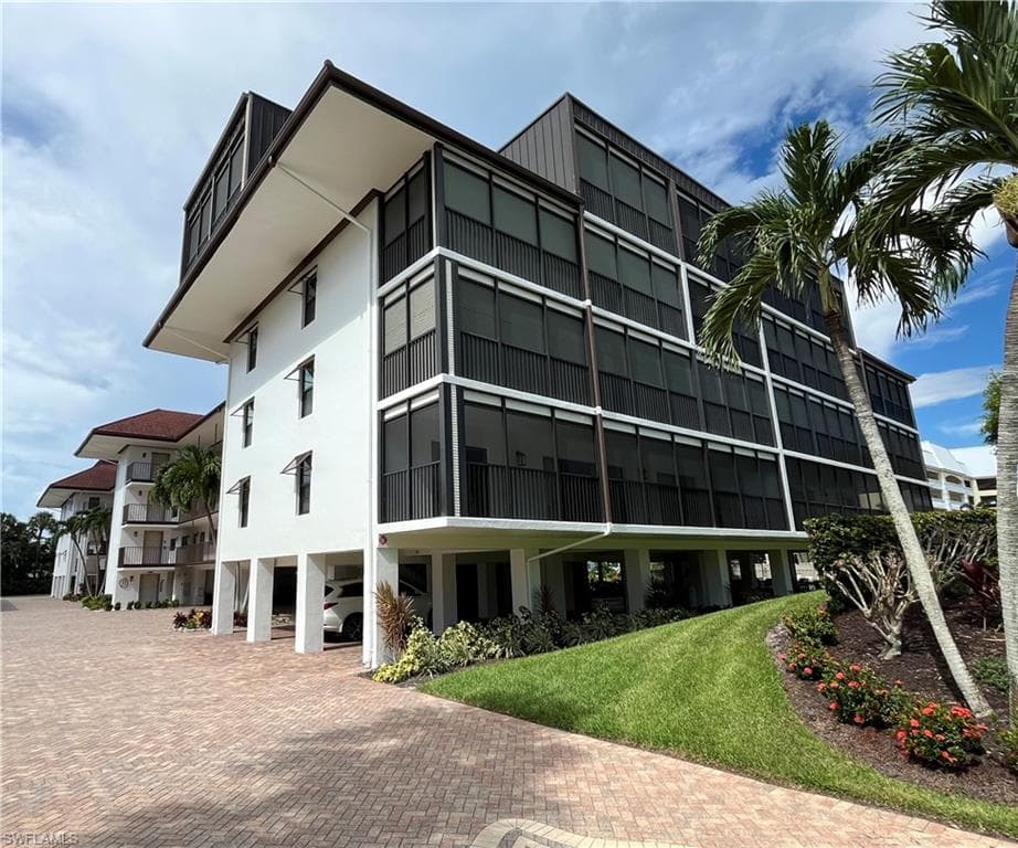 961 Swallow Ave 301b, Marco Island, FL 34145-21