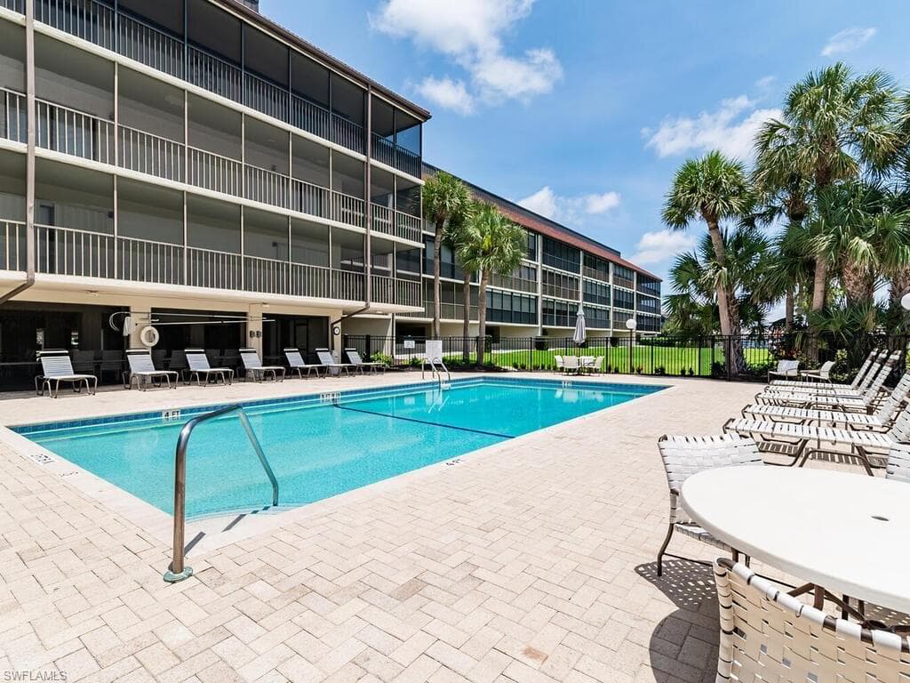 961 Swallow Ave 301b, Marco Island, FL 34145-23