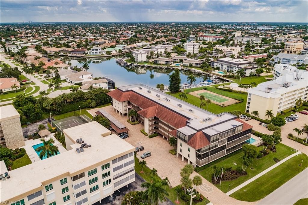 961 Swallow Ave 301b, Marco Island, FL 34145-25