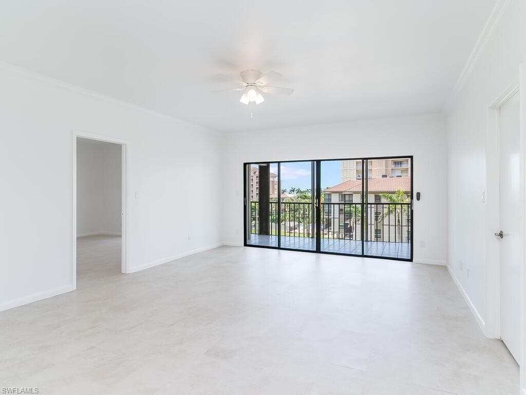 961 Swallow Ave 301b, Marco Island, FL 34145-3