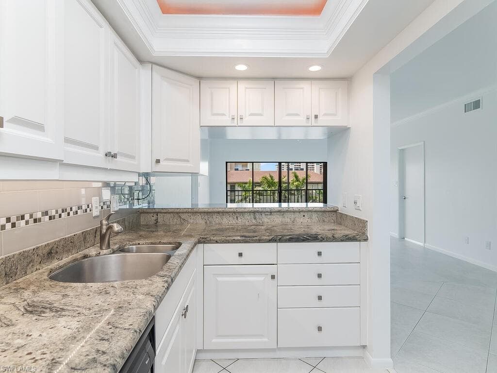 961 Swallow Ave 301b, Marco Island, FL 34145-5