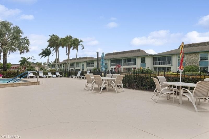 325 Charlemagne Blvd B103, Naples, FL 34112-14