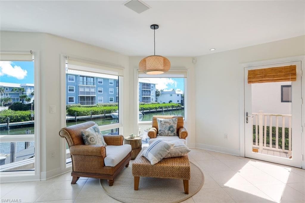 1309 Chesapeake Ave, Naples, FL 34102-28