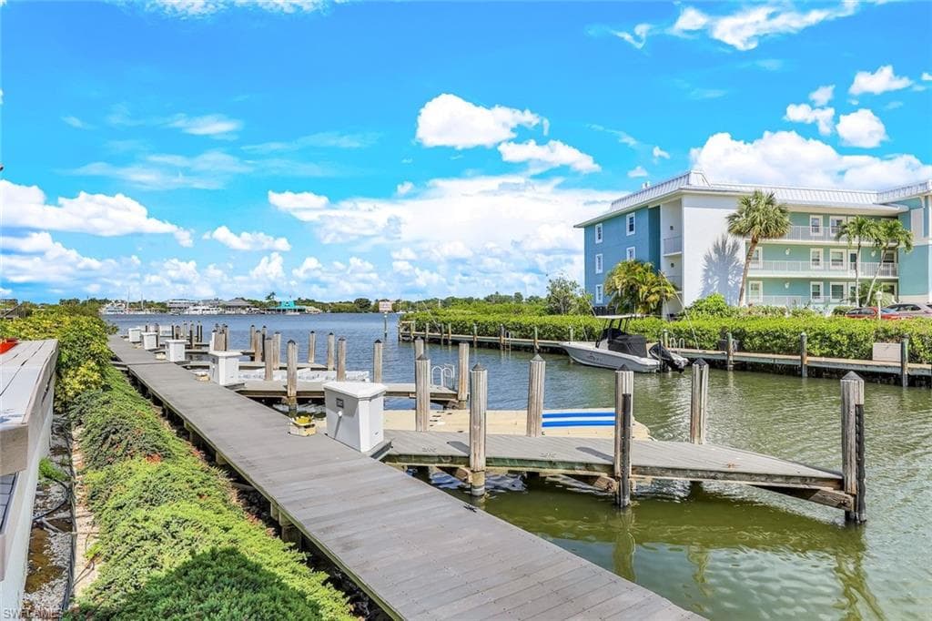 1309 Chesapeake Ave, Naples, FL 34102-3