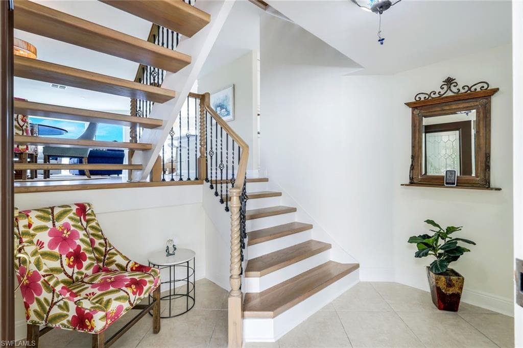1309 Chesapeake Ave, Naples, FL 34102-7