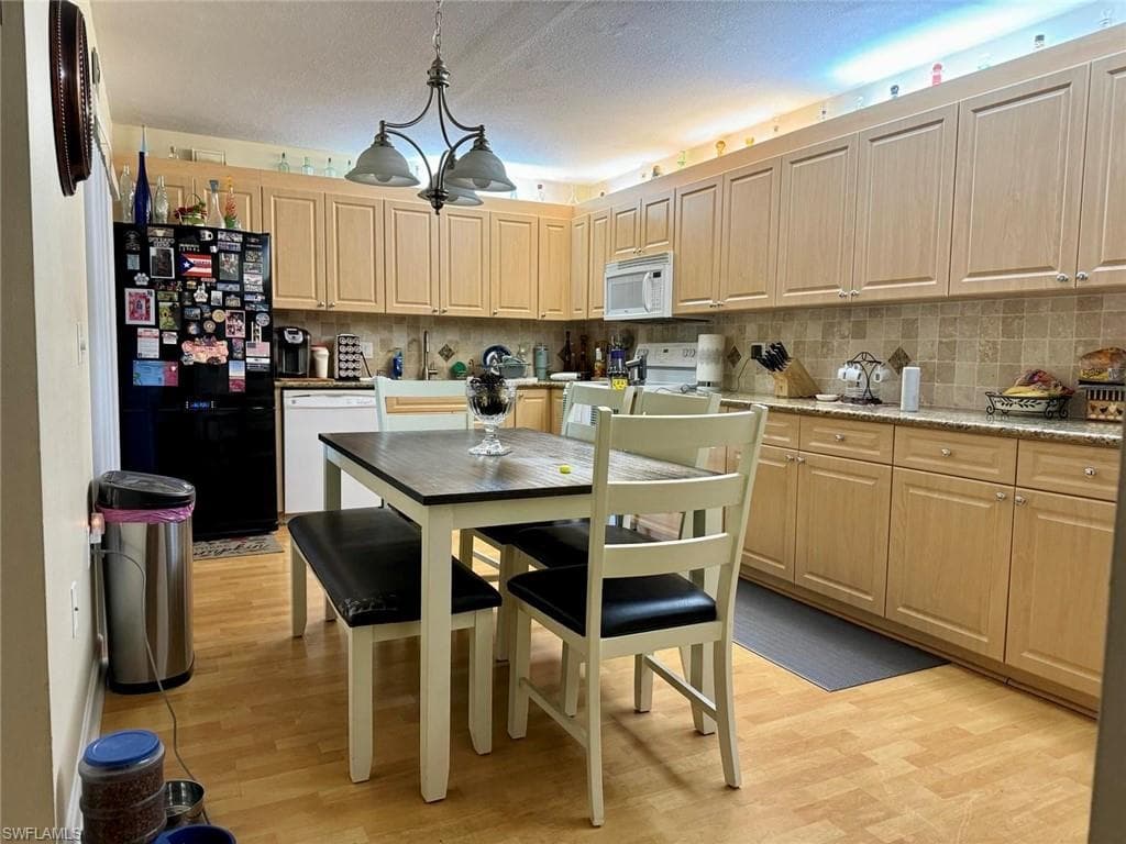 1211 12th Ter 1211, Palm Beach Gardens, FL 33418-4
