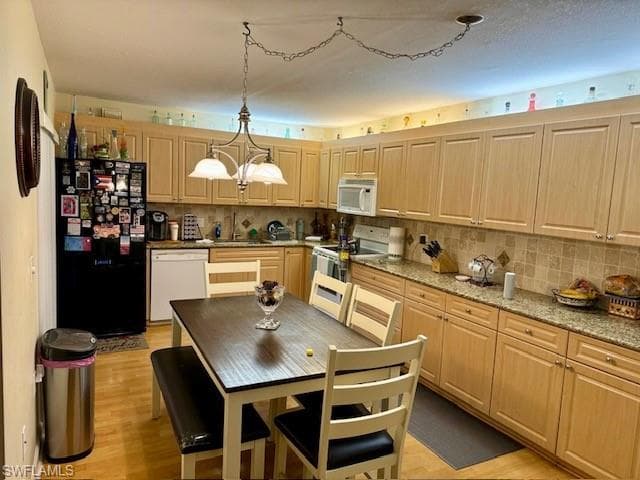 1211 12th Ter 1211, Palm Beach Gardens, FL 33418-6