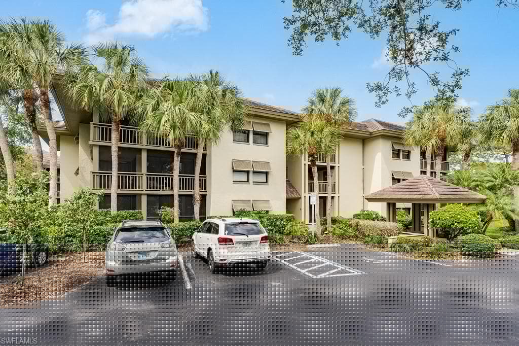 3651 Wild Pines Dr 101, Bonita Springs, FL 34134-3