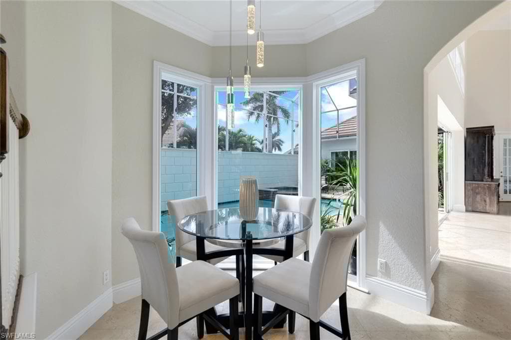 8500 Mallards Pt, Naples, FL 34114-9