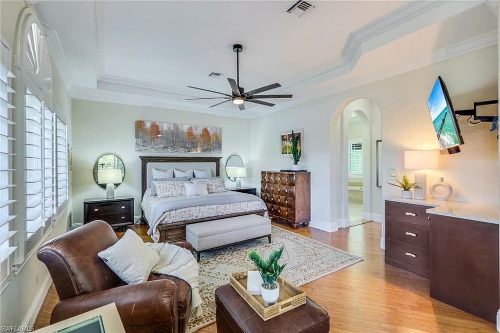 8500 Mallards Pt, Naples, FL 34114-18