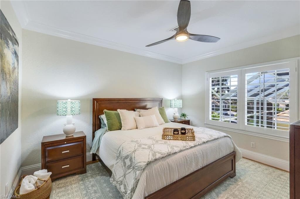 8500 Mallards Pt, Naples, FL 34114-32