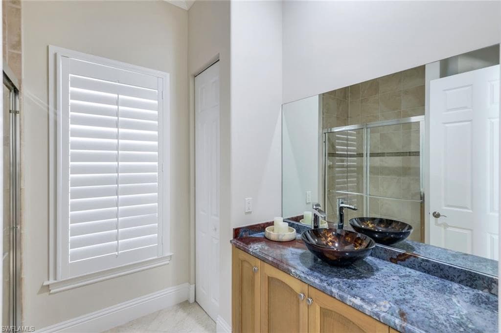 8500 Mallards Pt, Naples, FL 34114-34