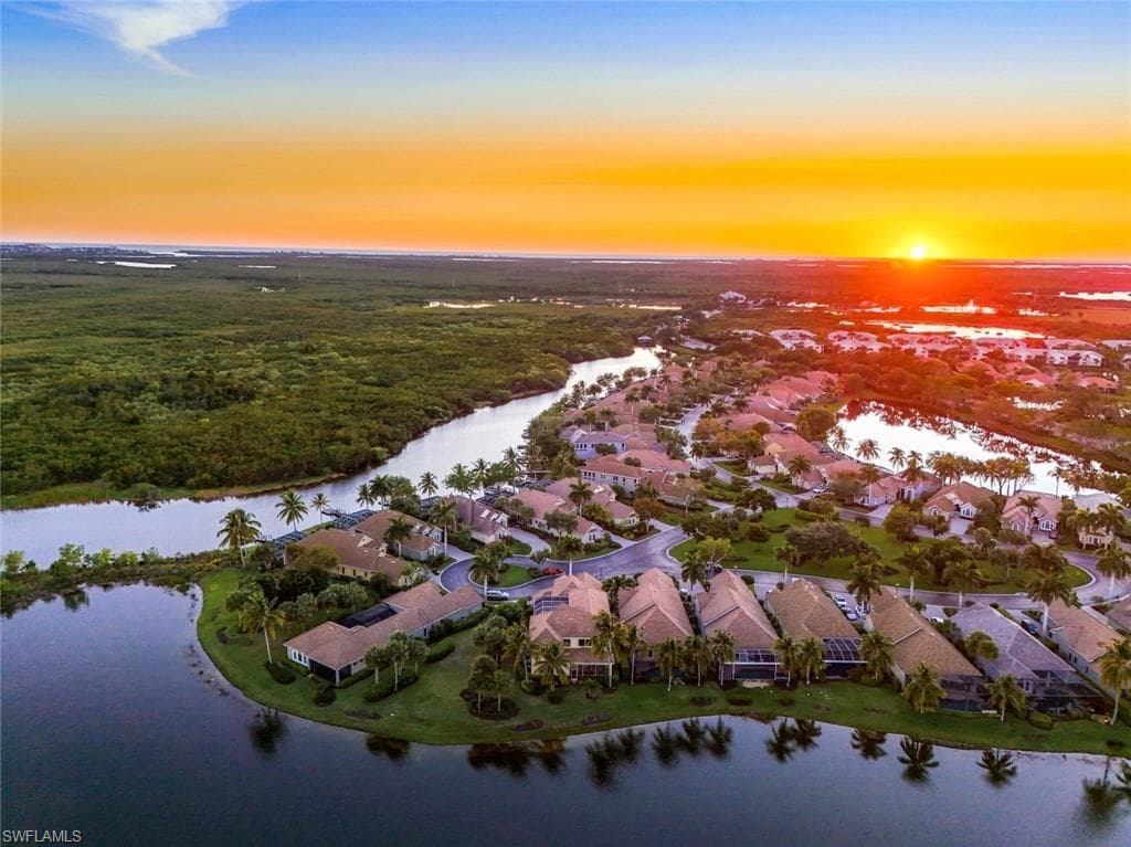 8500 Mallards Pt, Naples, FL 34114-45