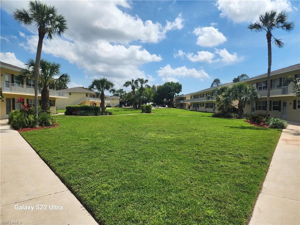 3325 Airport Rd N N8, Naples, FL 34105-5