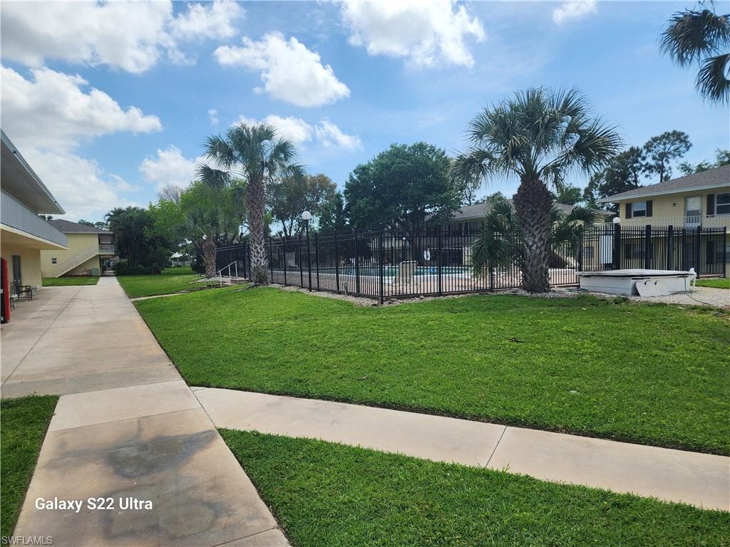 3325 Airport Rd N N8, Naples, FL 34105-6