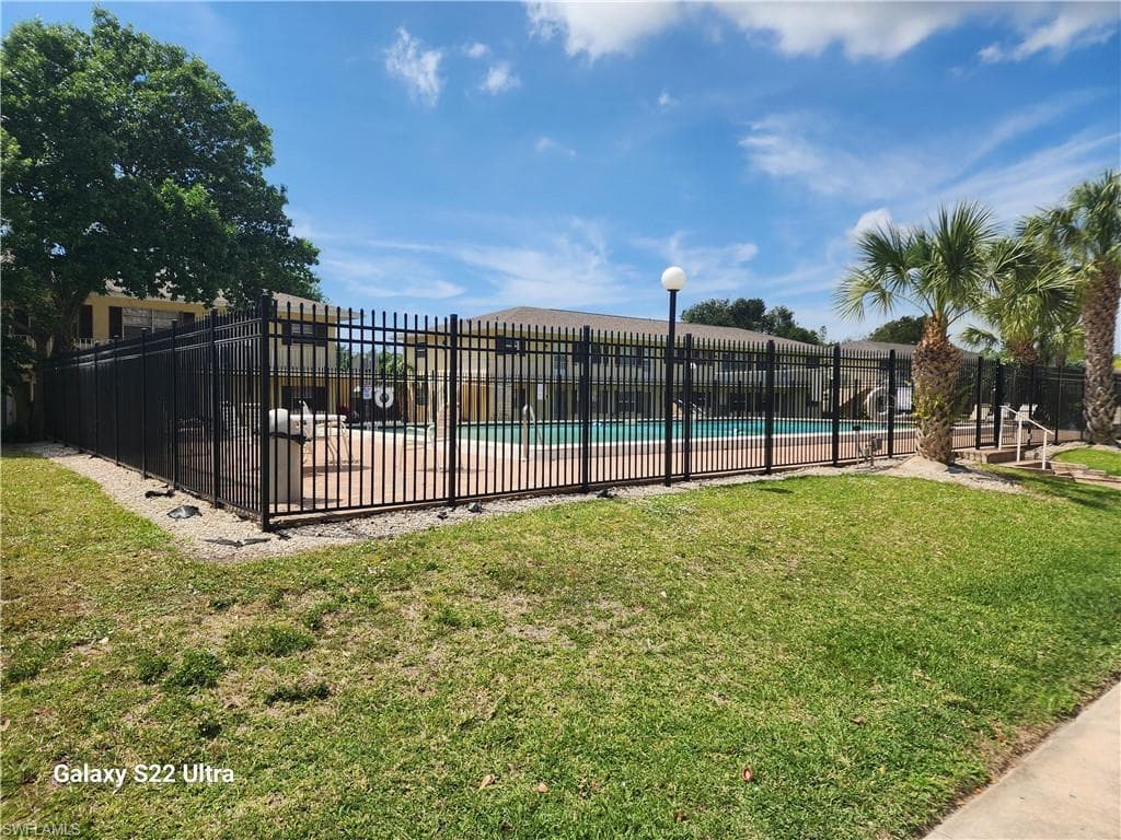 3325 Airport Rd N N8, Naples, FL 34105-7