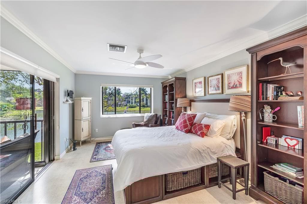 1661 Spoonbill Ln B, Naples, FL 34105-10