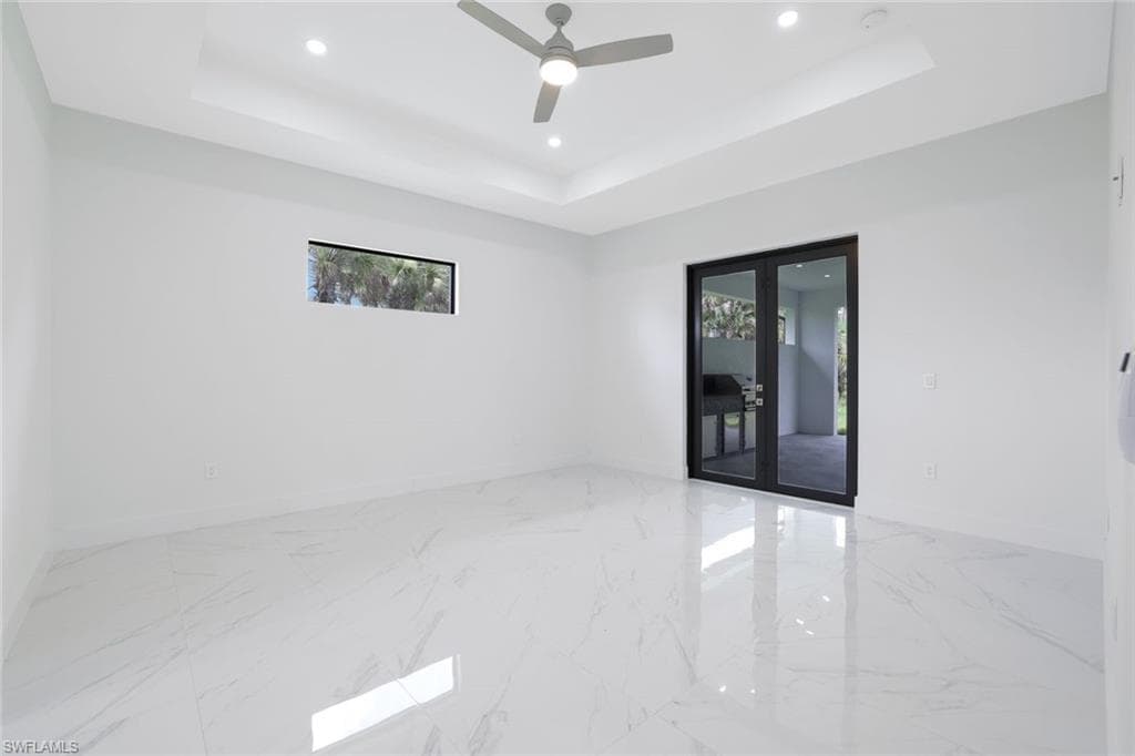 1068 16th St NE, Naples, FL 34120-13