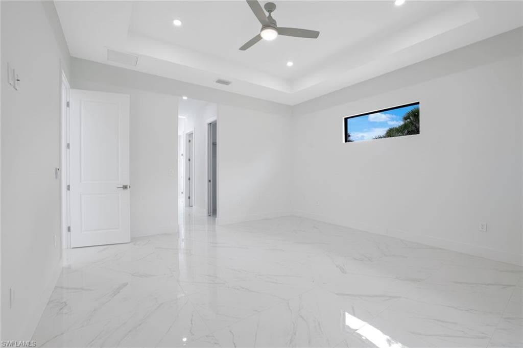 1068 16th St NE, Naples, FL 34120-14