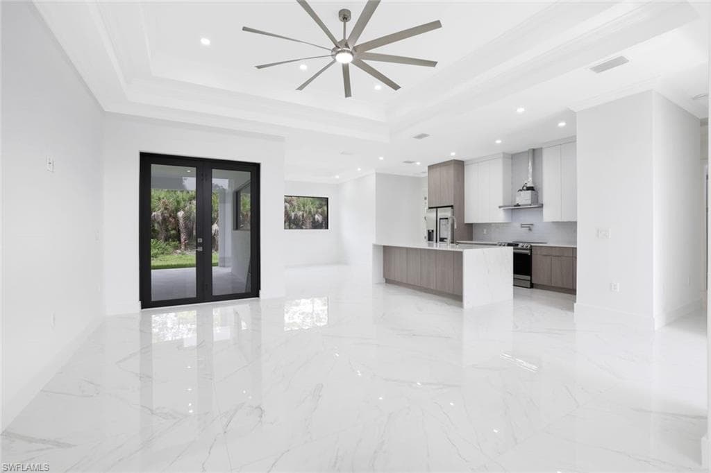1068 16th St NE, Naples, FL 34120-5