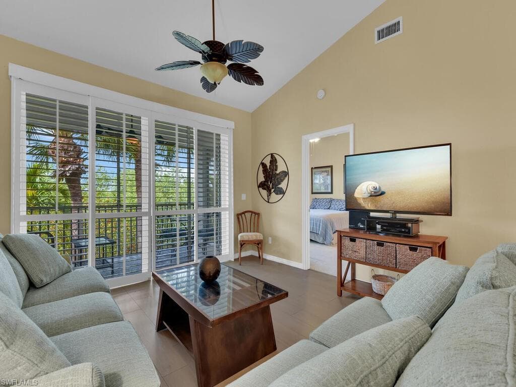 8325 Whisper Trace Way E203, Naples, FL 34114-16