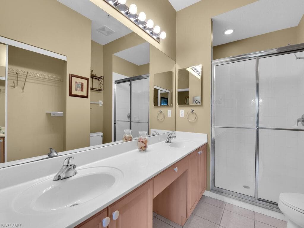 8325 Whisper Trace Way E203, Naples, FL 34114-19