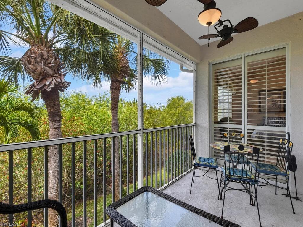 8325 Whisper Trace Way E203, Naples, FL 34114-26