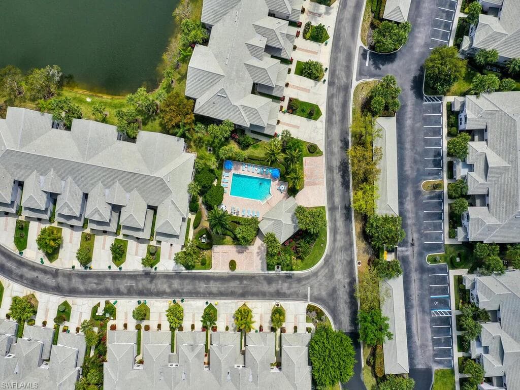 8325 Whisper Trace Way E203, Naples, FL 34114-33