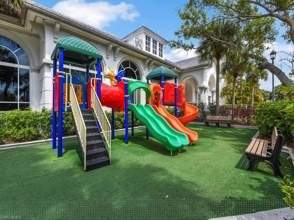 8325 Whisper Trace Way E203, Naples, FL 34114-38