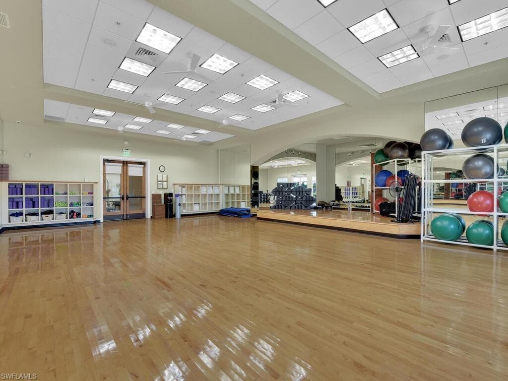 8325 Whisper Trace Way E203, Naples, FL 34114-39